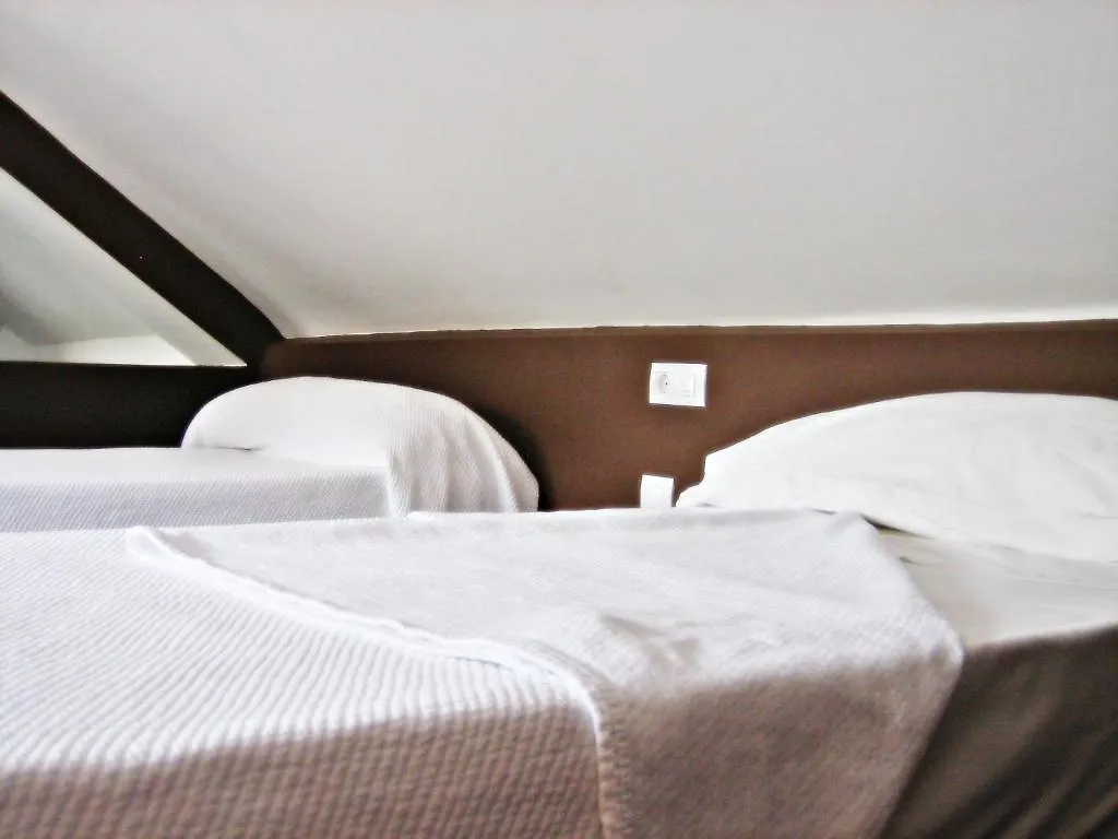 Residencia Universitaria San Jose Malaga 0*,